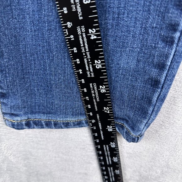 Old Navy Women's Straight Leg Jeans Sweet Heart Medium Wash Blue Size 10 Short - Picture 8 of 10